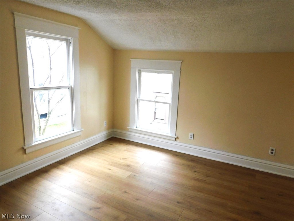 276 Orange Street Conneaut OH 44030