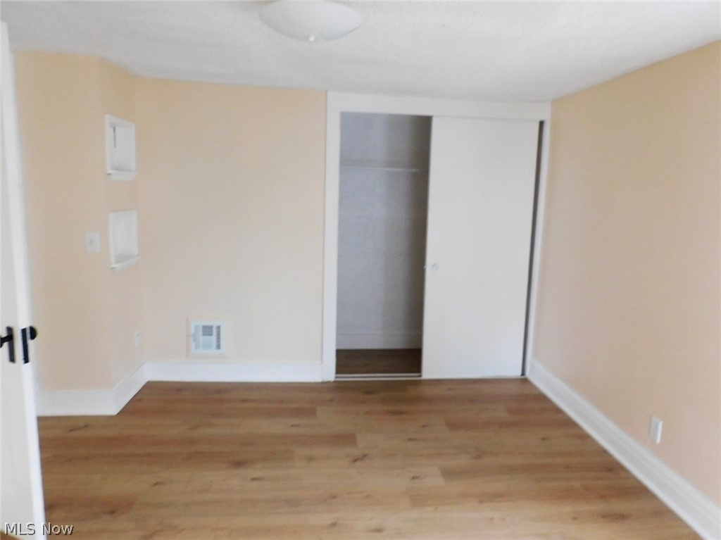 276 Orange Street Conneaut OH 44030