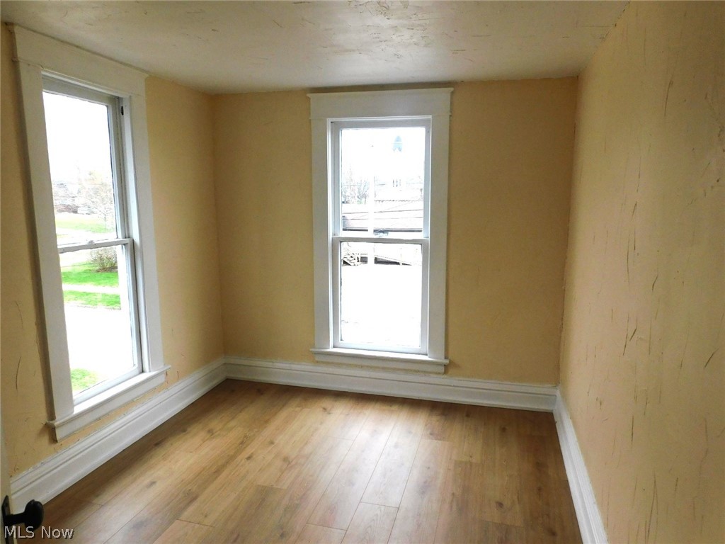276 Orange Street Conneaut OH 44030