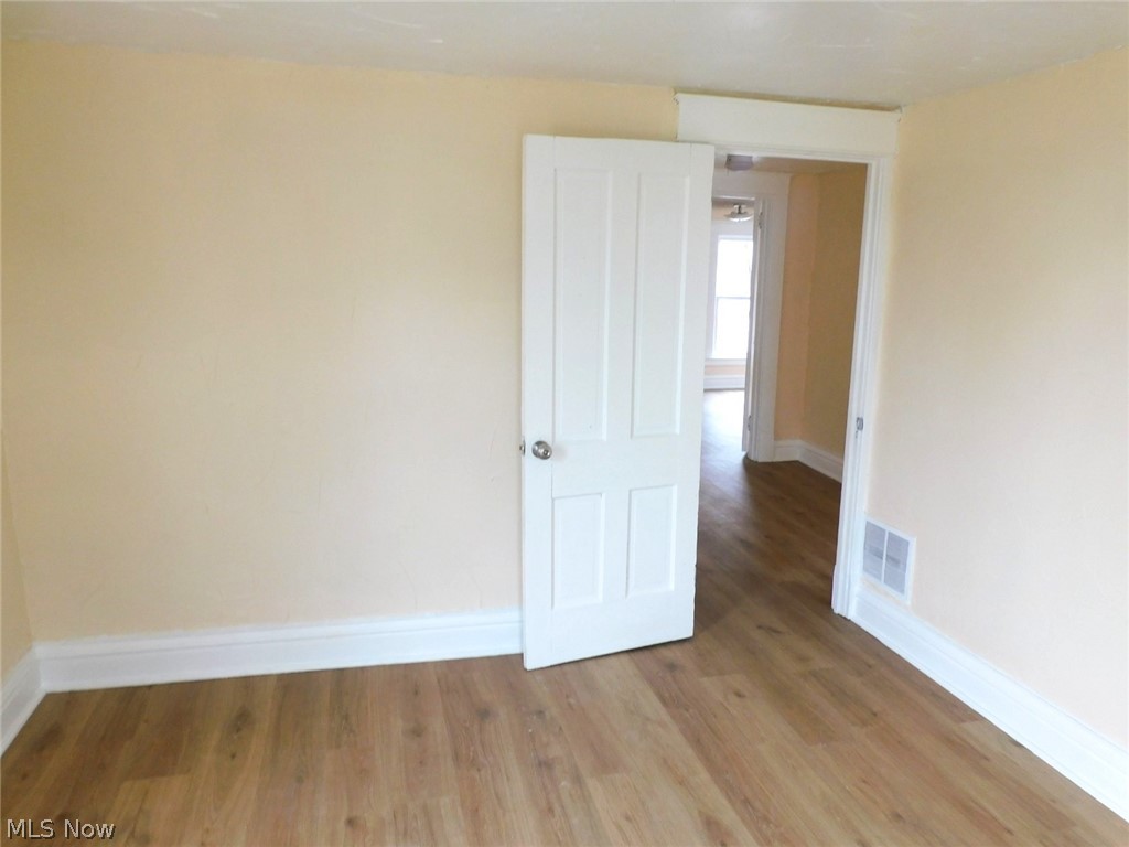 276 Orange Street Conneaut OH 44030