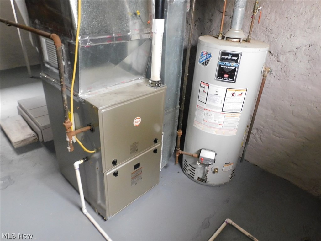 276 Orange Street Conneaut OH 44030