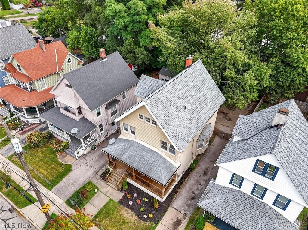 1341 Beach Avenue Lakewood OH 44107