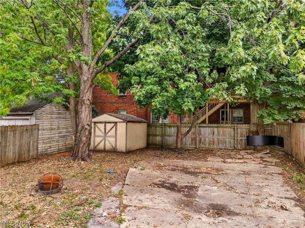 1341 Beach Avenue Lakewood OH 44107