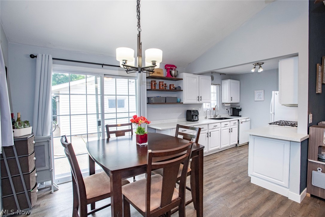 6526 Stonecrest Drive Brook Park OH 44142
