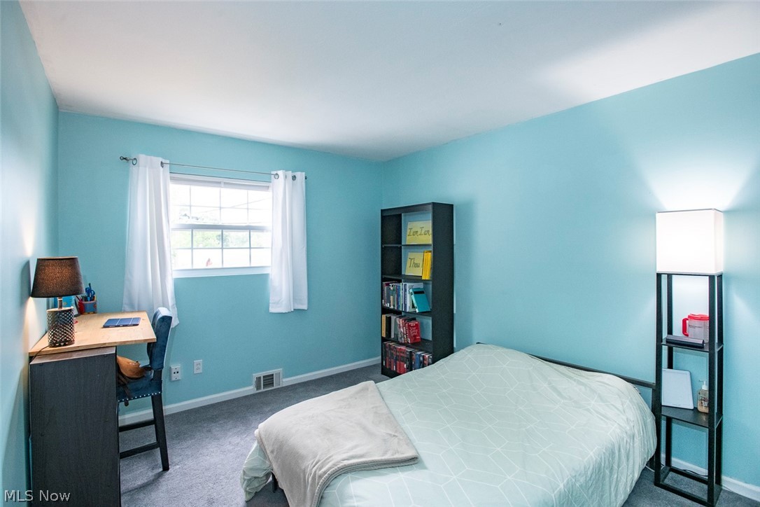 6526 Stonecrest Drive Brook Park OH 44142