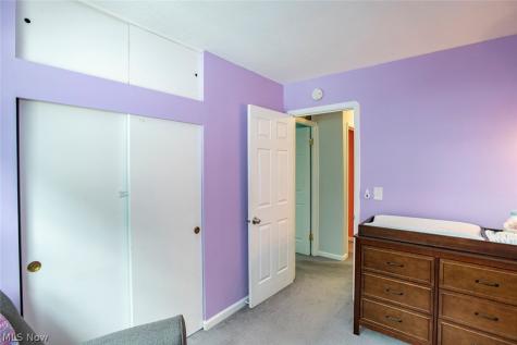6526 Stonecrest Drive Brook Park OH 44142