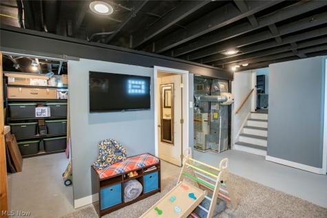 6526 Stonecrest Drive Brook Park OH 44142