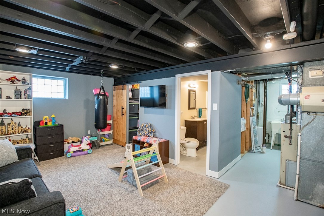 6526 Stonecrest Drive Brook Park OH 44142