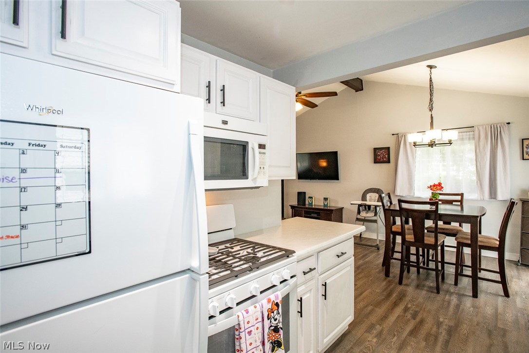 6526 Stonecrest Drive Brook Park OH 44142