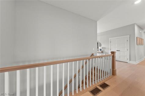 2367 Hearth Hill Lane Wadsworth OH 44281