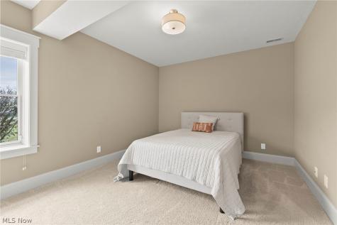 2367 Hearth Hill Lane Wadsworth OH 44281