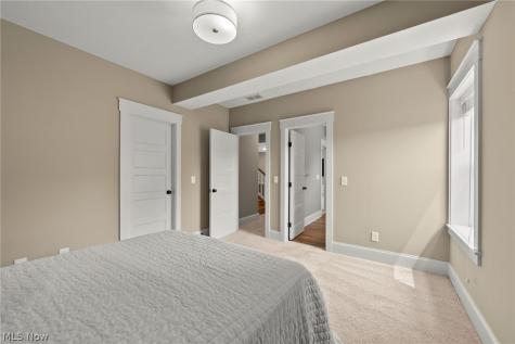 2367 Hearth Hill Lane Wadsworth OH 44281