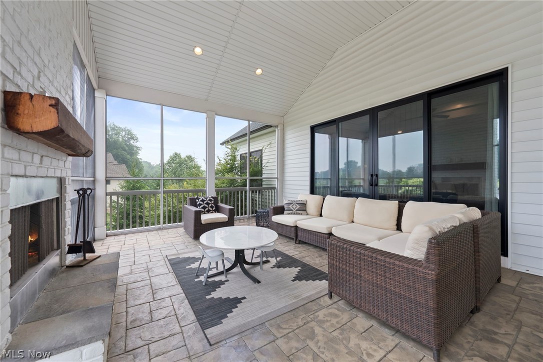2367 Hearth Hill Lane Wadsworth OH 44281