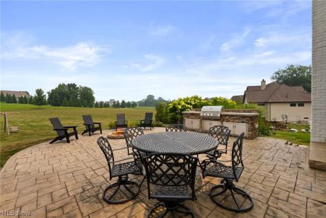 2367 Hearth Hill Lane Wadsworth OH 44281