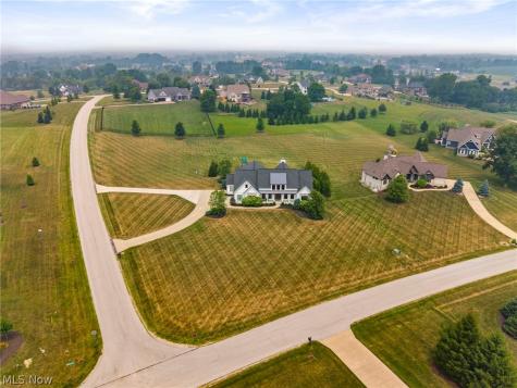 2367 Hearth Hill Lane Wadsworth OH 44281