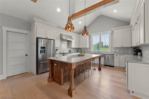 2367 Hearth Hill Lane Wadsworth OH 44281