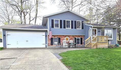 101 Beachwood Lane Seville OH 44273