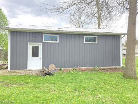 101 Beachwood Lane Seville OH 44273