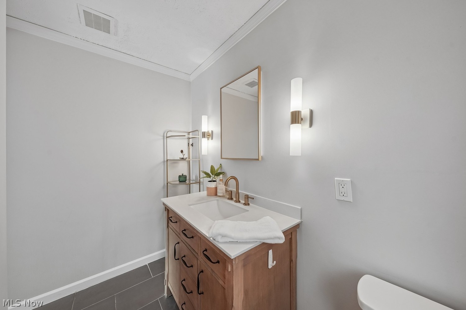 20320 Glendale Drive Rocky River OH 44116