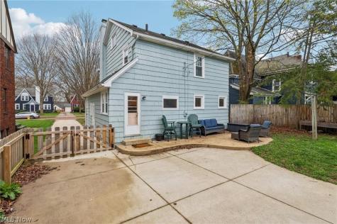 141 Melbourne Avenue Akron OH 44313