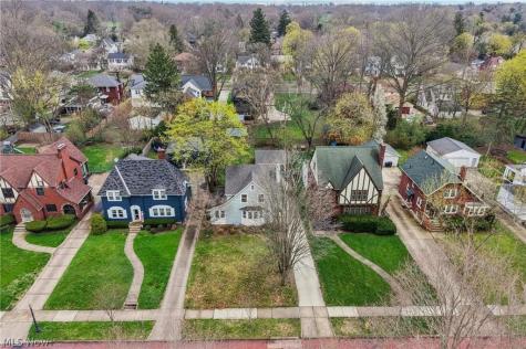 141 Melbourne Avenue Akron OH 44313