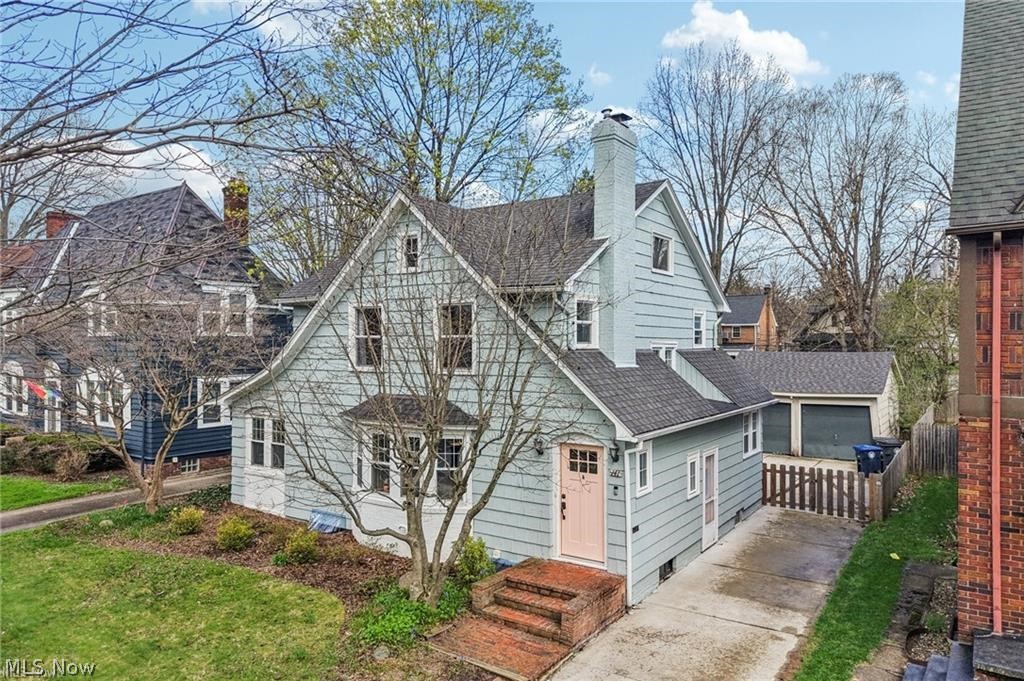 141 Melbourne Avenue Akron OH 44313