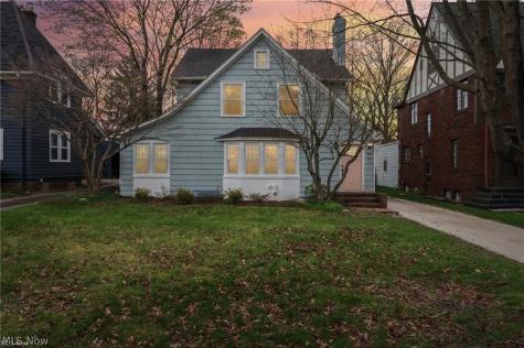 141 Melbourne Avenue Akron OH 44313
