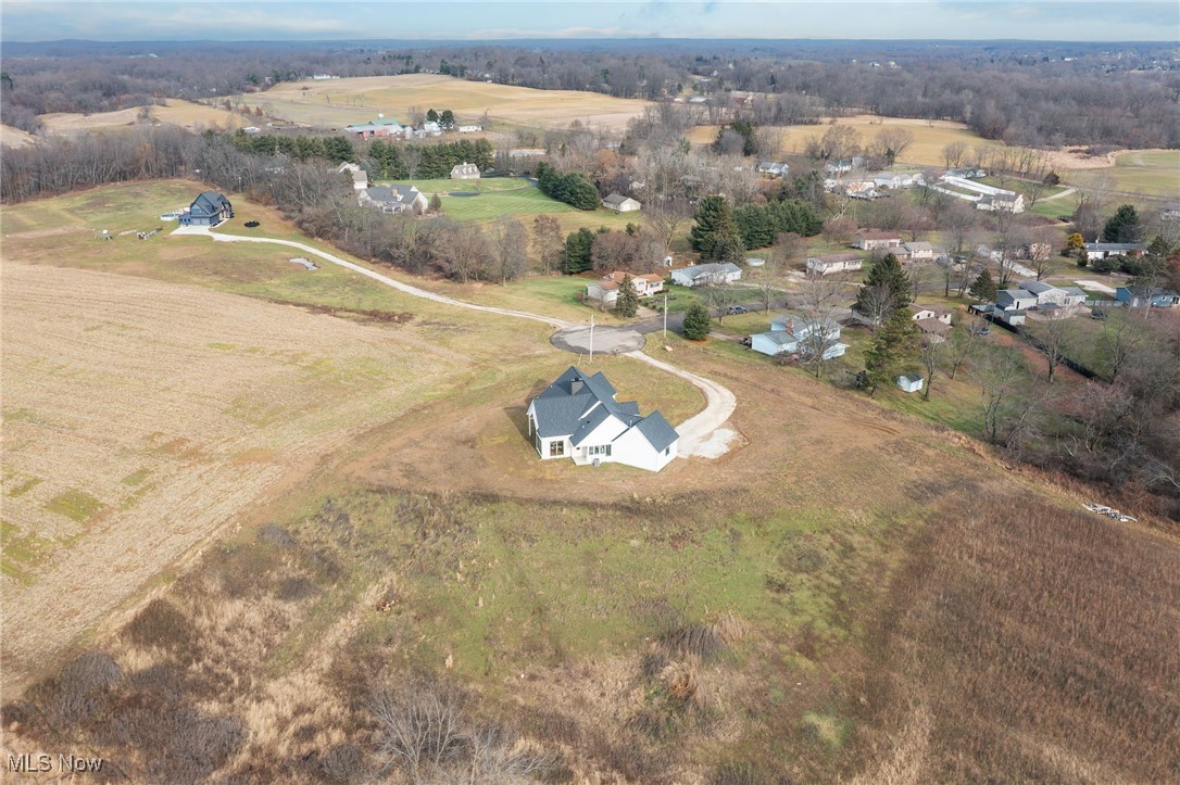 10311 Hunting Hills Avenue NE Hartville OH 44632