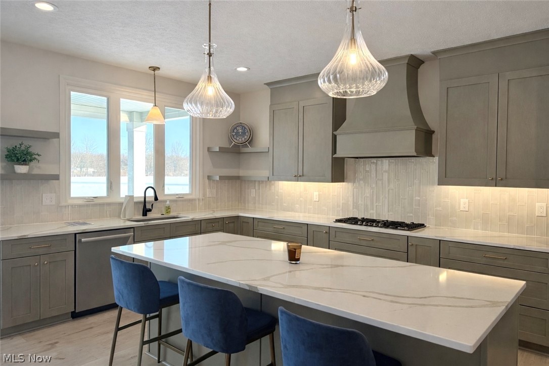 2115 Vivian Way Avon OH 44011