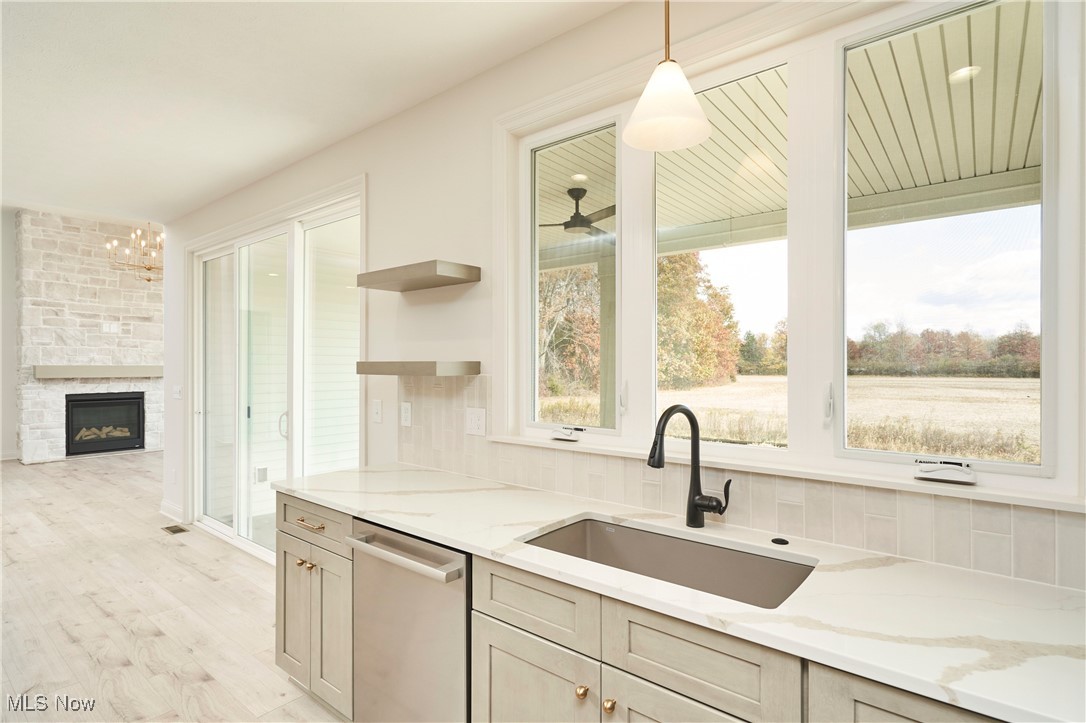 2115 Vivian Way Avon OH 44011