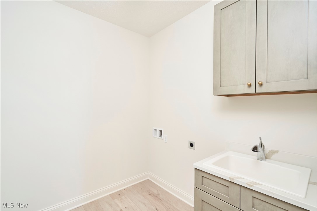 2115 Vivian Way Avon OH 44011