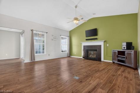 4843 Meadow Lark Drive Lorain OH 44053
