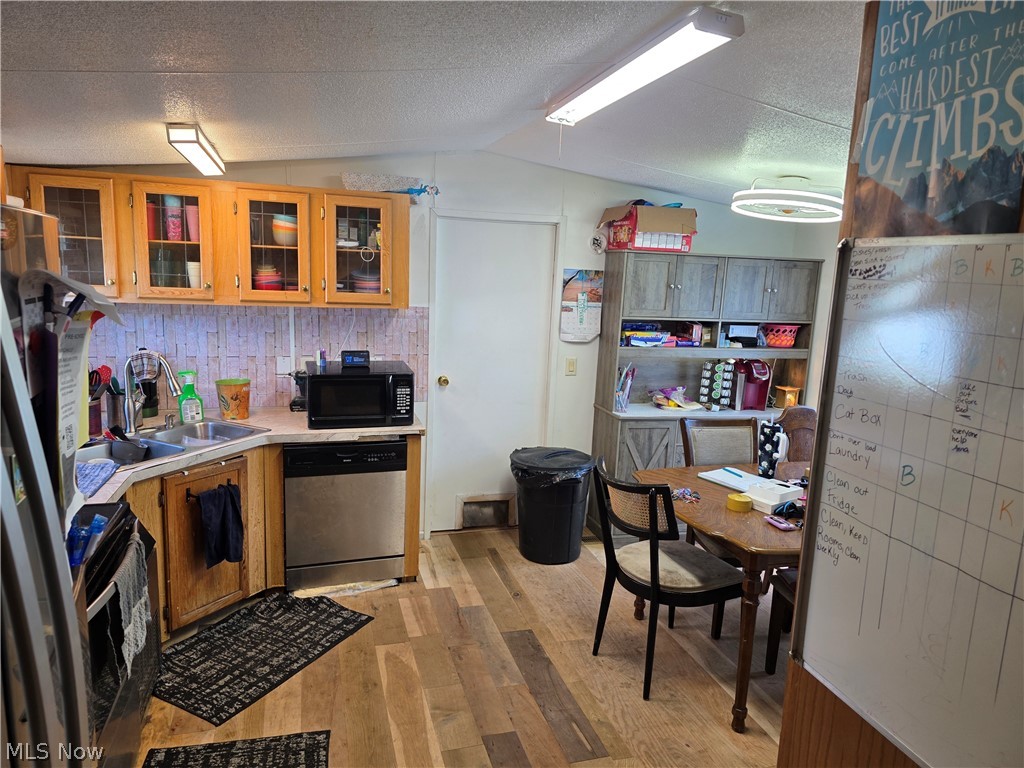 2908 Rosemary Avenue Southington OH 44470