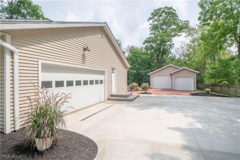 7785 Salem Drive Hudson OH 44236