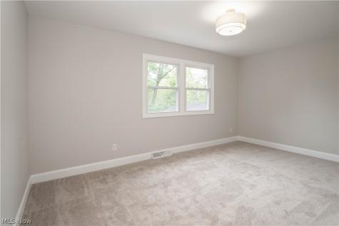7785 Salem Drive Hudson OH 44236