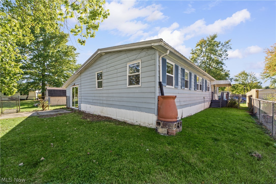104 Pike Court Lagrange OH 44050