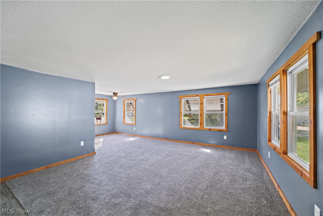 104 Pike Court Lagrange OH 44050