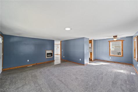 104 Pike Court Lagrange OH 44050