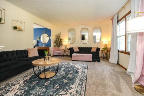543 Briarcliff Avenue NE Alliance OH 44601