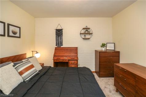 543 Briarcliff Avenue NE Alliance OH 44601