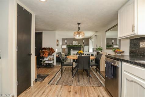 543 Briarcliff Avenue NE Alliance OH 44601
