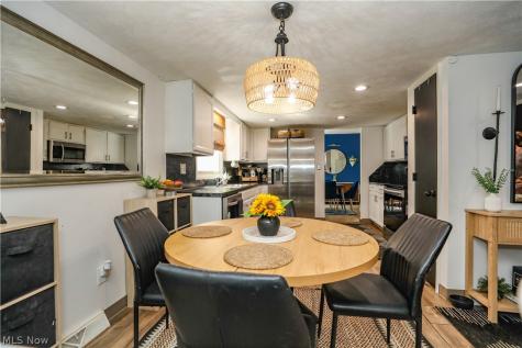 543 Briarcliff Avenue NE Alliance OH 44601