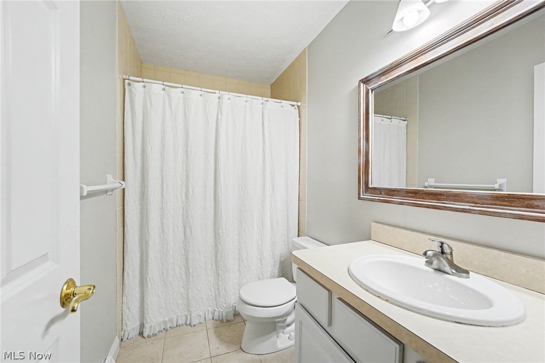 6557 Duneden Avenue Solon OH 44139