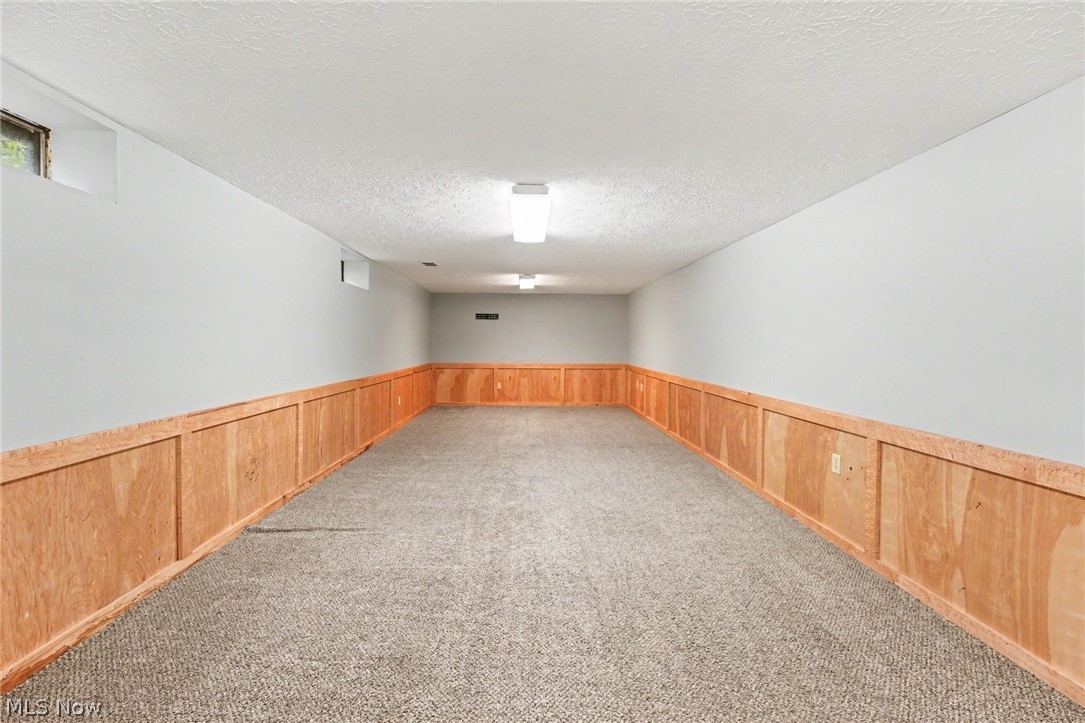6557 Duneden Avenue Solon OH 44139