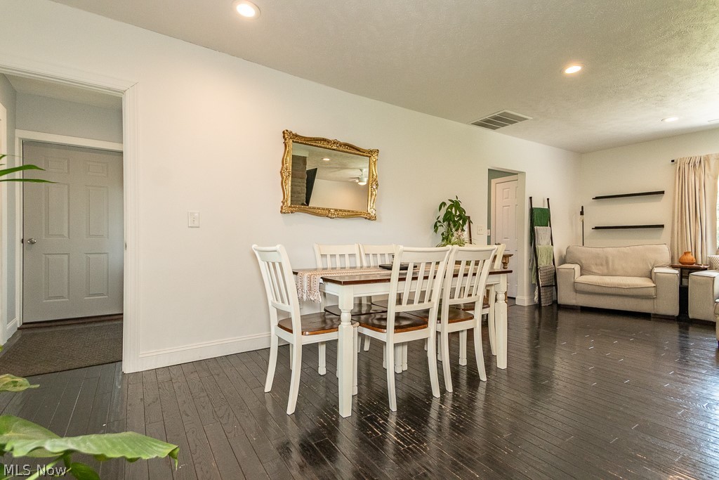 1342 Sebring Avenue Madison OH 44057