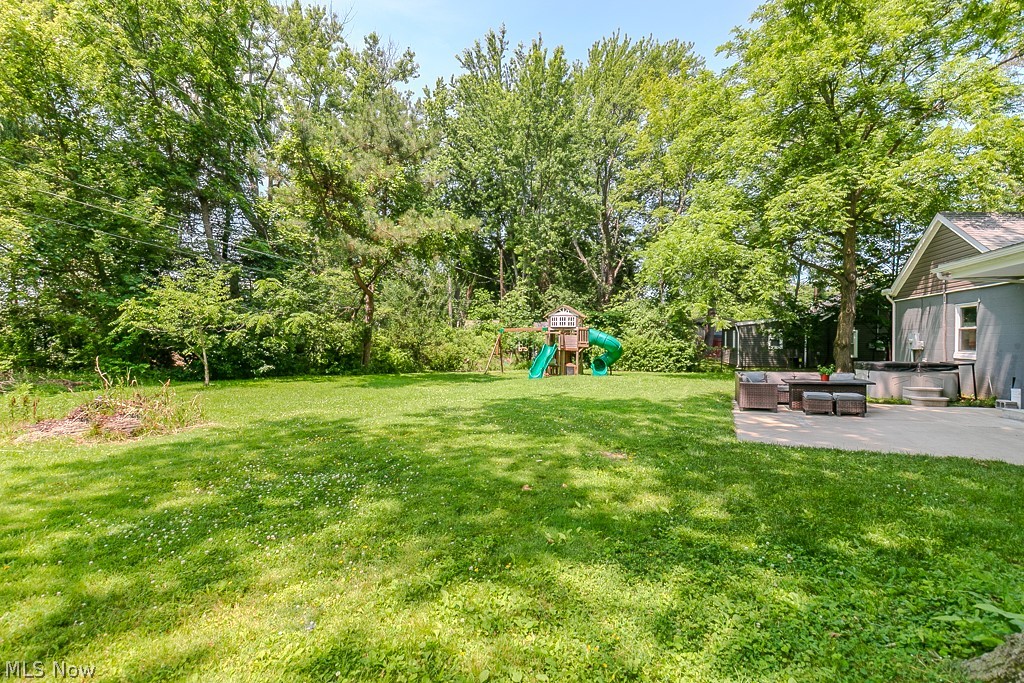 1342 Sebring Avenue Madison OH 44057
