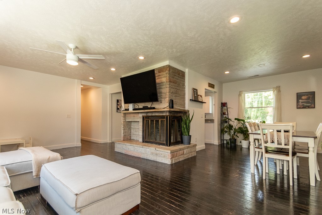 1342 Sebring Avenue Madison OH 44057