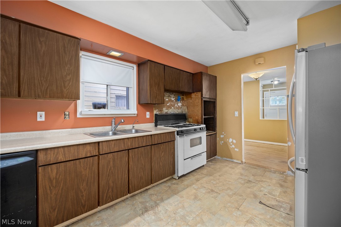 4479 W 152nd Street Cleveland OH 44135