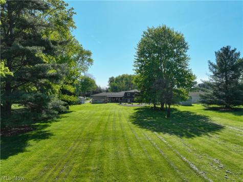 17342 Indian Hollow Road Grafton OH 44044
