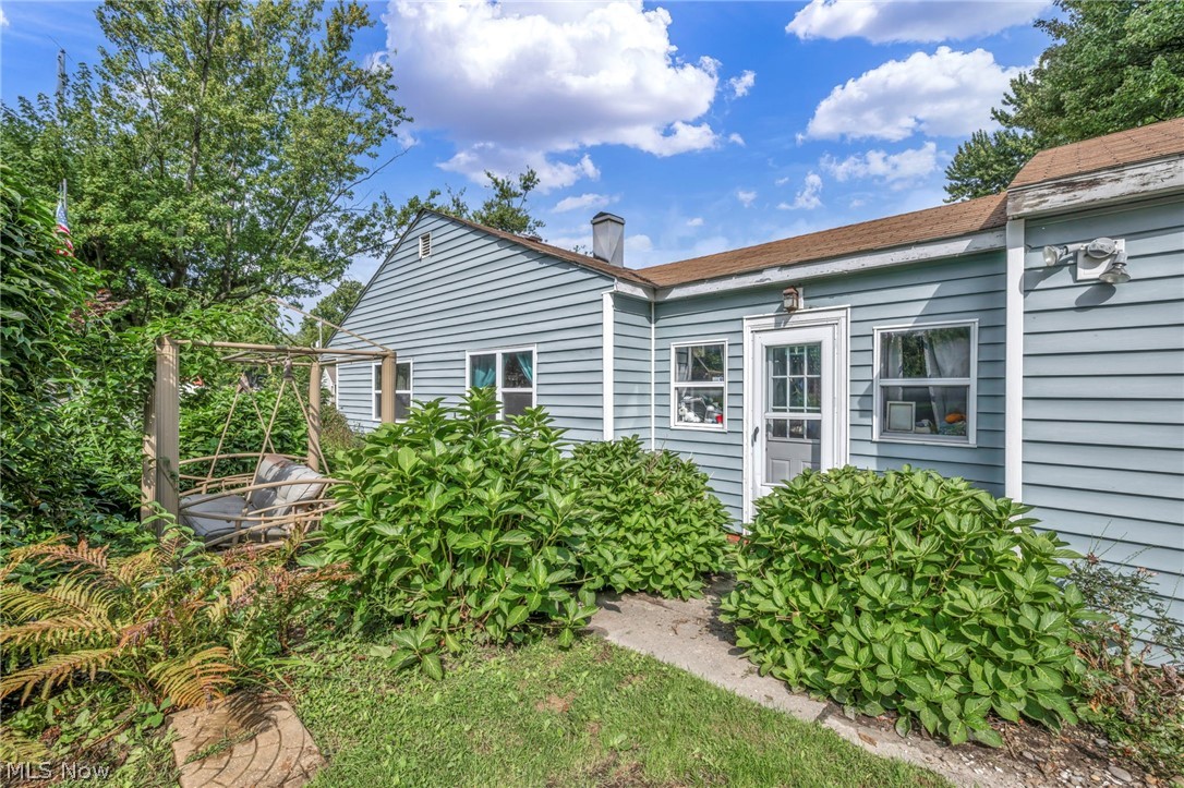 1781 Perth Road Madison OH 44057